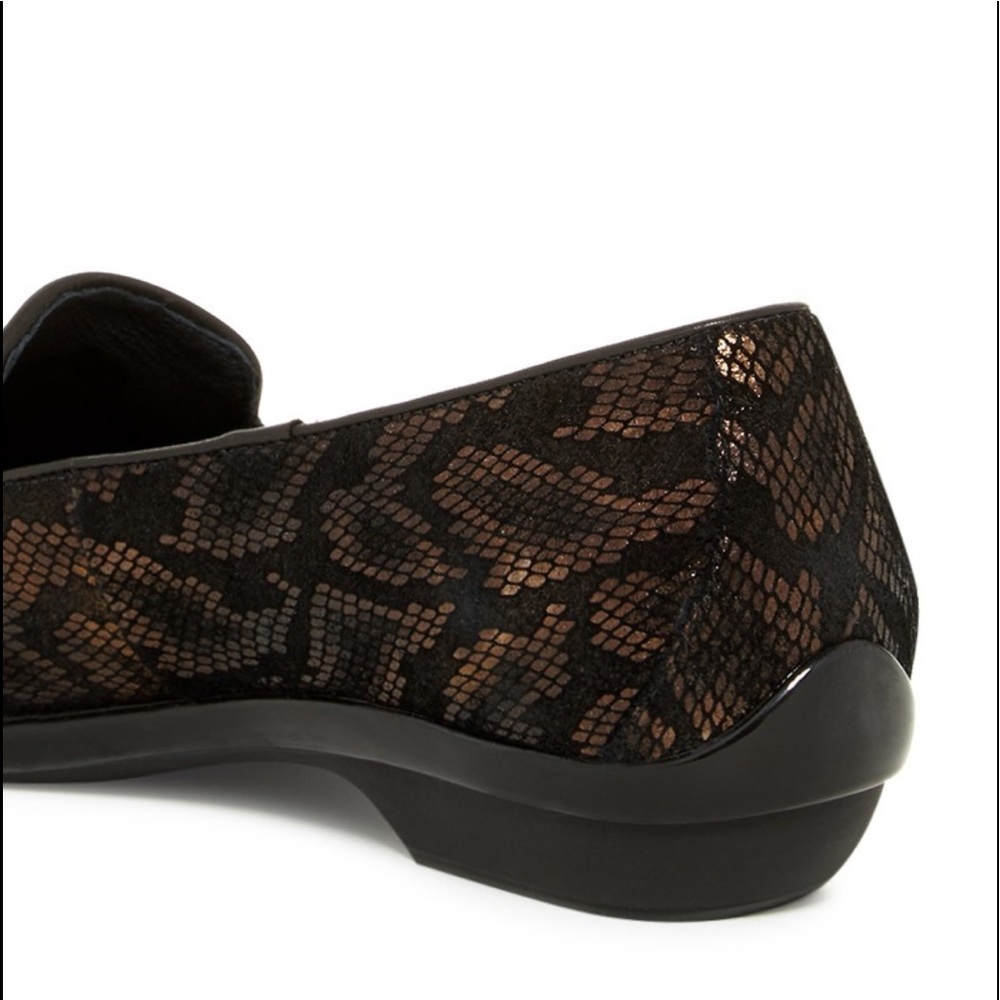 Dansko Olivia suede leather Python snake print low top clog - Picture 4 of 7